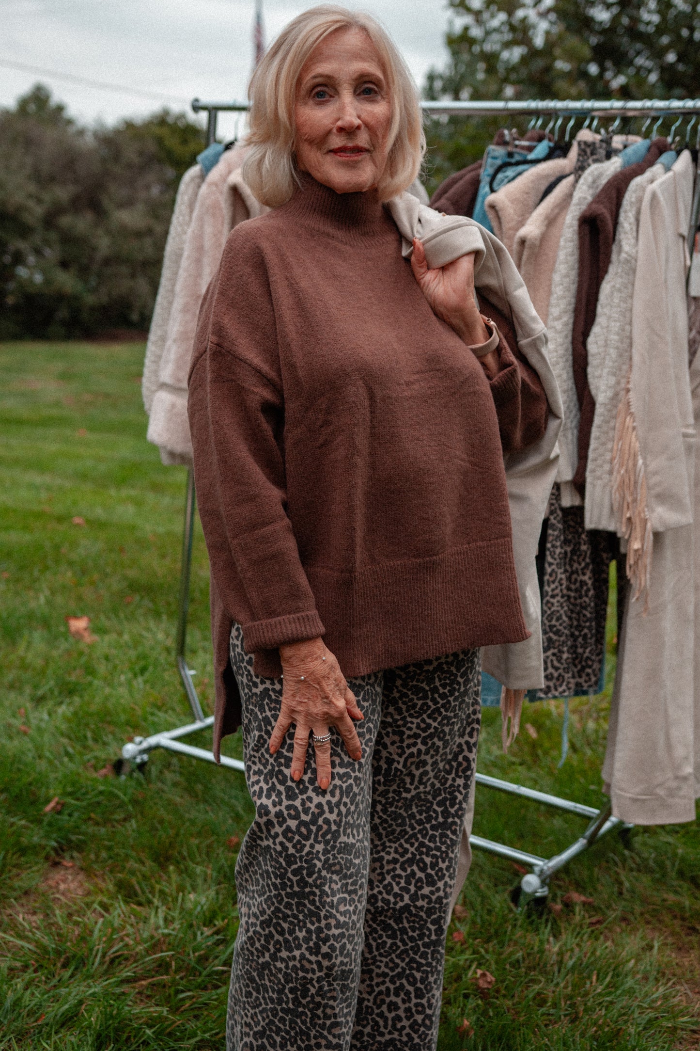 Oversized Heather Mock Neck- Choclate